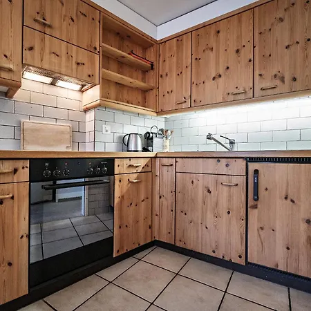 Paradies 046 아파트