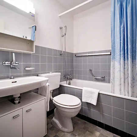 Paradies 046 شقة *